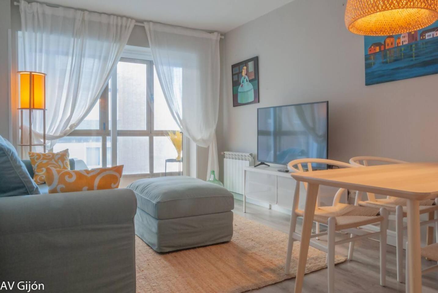 Av Aguado 44 Leilighet Gijón Eksteriør bilde